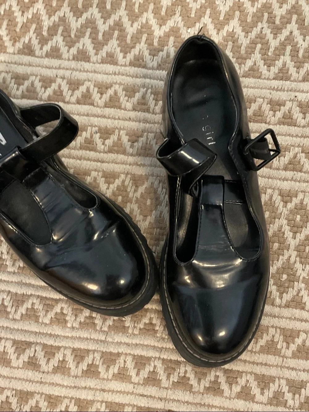 Madden Girl Black Patent Mary Jane Chunky Buckle Heels
